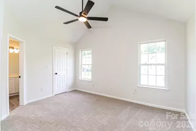 4135 Canyon Creek Lane, Charlotte, NC 28216 - Photo 9