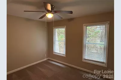 312 W Catawba Avenue, Mount Holly, NC 28120 - Photo 7