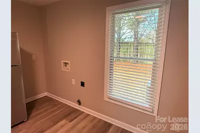312 W Catawba Avenue, Mount Holly, NC 28120 - Photo 5
