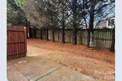 312 W Catawba Avenue, Mount Holly, NC 28120 - Photo 13