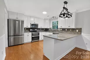 3909 Carmel Forest Dr, Charlotte, NC 28226 - Photo 9