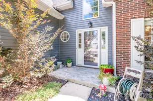 1562 Matthews Dr, Rock Hill, SC 29732 - Photo 3