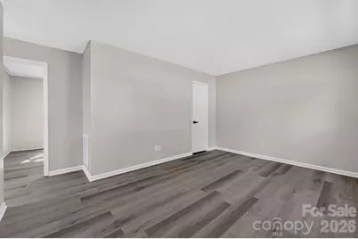 6820 Barrington Drive, Charlotte, NC 28215 - Photo 5