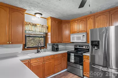 118 Hoover Street NW, Lenoir, NC 28645 - Photo 5
