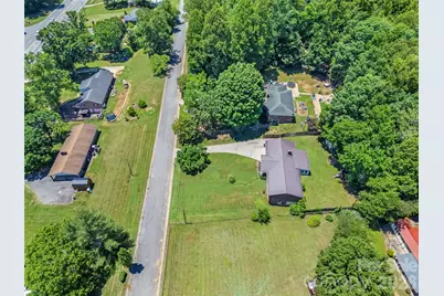 118 Hoover Street NW, Lenoir, NC 28645 - Photo 29