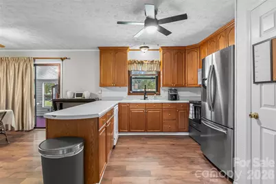 118 Hoover Street NW, Lenoir, NC 28645 - Photo 3