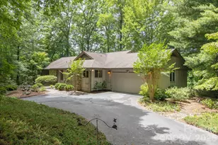 117 Tarnhill Dr, Flat Rock, NC 28731 - Photo 1