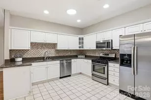 8302 Olde Troon Dr, Charlotte, NC 28277 - Photo 11