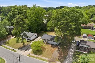 9401 Feldbank Dr, Charlotte, NC 28216 - Photo 37