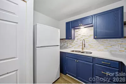 9401 Feldbank Drive, Charlotte, NC 28216 - Photo 15