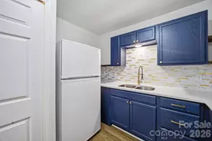 9401 Feldbank Dr, Charlotte, NC 28216 - Photo 15