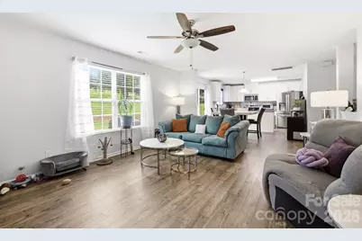 8502 Mansell Court, Charlotte, NC 28215 - Photo 13