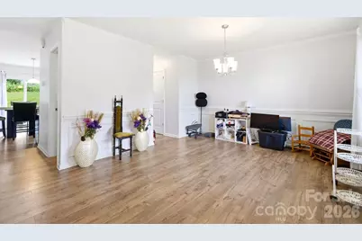 8502 Mansell Court, Charlotte, NC 28215 - Photo 5