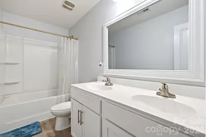 8502 Mansell Court, Charlotte, NC 28215 - Photo 19