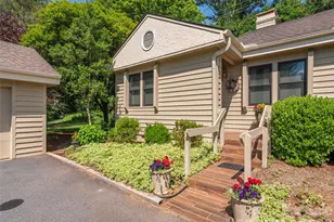 3201 St Augustine Pl, Asheville, NC 28805 - Photo 3