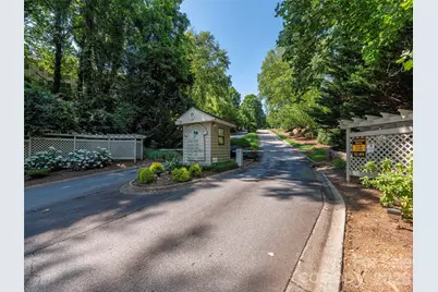 3201 Saint Augustine Place, Asheville, NC 28805 - Photo 31
