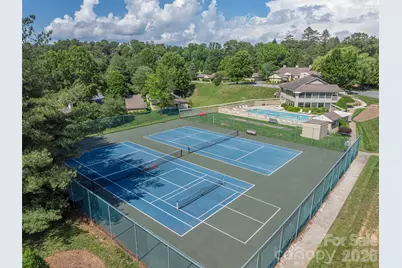 3201 Saint Augustine Place, Asheville, NC 28805 - Photo 29