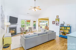 311 Winthrow Creek Rd, Mooresville, NC 28115 - Photo 11