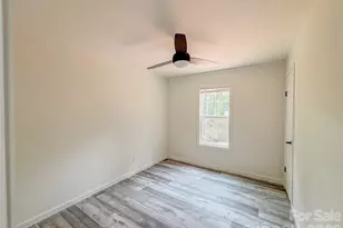 2401 Liberty Church Rd, Hickory, NC 28601 - Photo 9