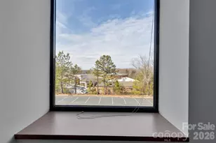 2101 Sardis Rd N, Charlotte, NC 28227 - Photo 33