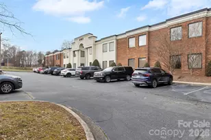 2101 Sardis Rd N, Charlotte, NC 28227 - Photo 5