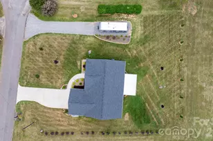 2026 Crestdale Ln, Newton, NC 28658 - Photo 37