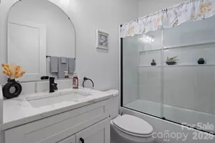 2026 Crestdale Ln, Newton, NC 28658 - Photo 19
