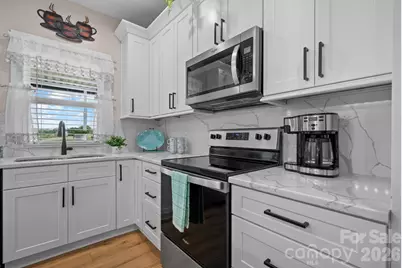 2026 Crestdale Lane, Newton, NC 28658 - Photo 9