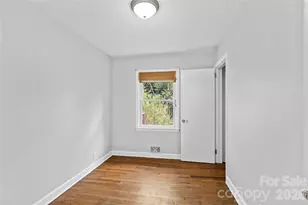 107 Wilshire Dr, Asheville, NC 28806 - Photo 11