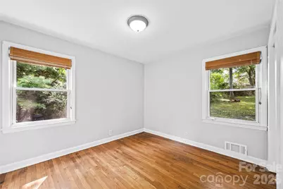 107 Wilshire Drive, Asheville, NC 28806 - Photo 17