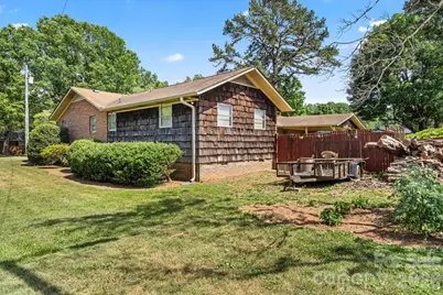 521 W Stokes Street, China Grove, NC 28023 - Photo 5