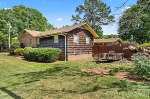 521 W Stokes St, China Grove, NC 28023 - Photo 5