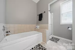 1395 Robinhood Dr, Morganton, NC 28655 - Photo 23