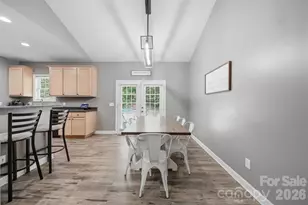 1395 Robinhood Dr, Morganton, NC 28655 - Photo 9