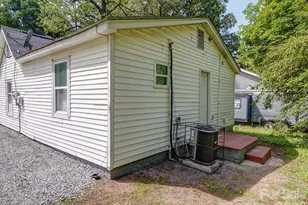 2300 Kennesaw Dr, Charlotte, NC 28216 - Photo 19