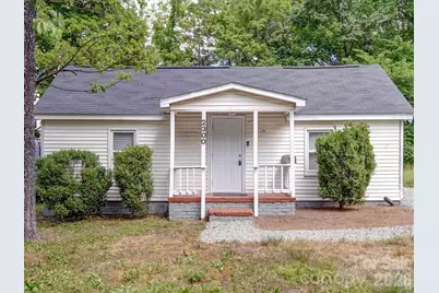 2300 Kennesaw Drive, Charlotte, NC 28216 - Photo 1