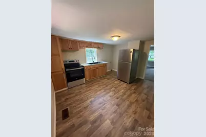 1312 Meadowlane Drive NW, Lenoir, NC 28645 - Photo 5