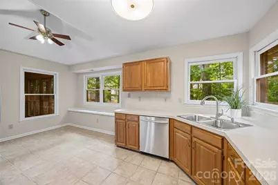 5053 Suwarrow Court, Tega Cay, SC 29708 - Photo 9