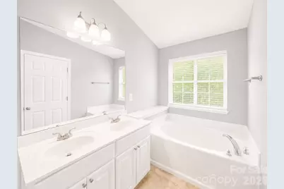 9815 Treeside Lane, Matthews, NC 28105 - Photo 11