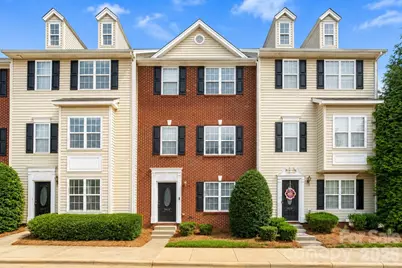 9815 Treeside Lane, Matthews, NC 28105 - Photo 1