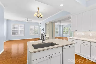 405 W 7th Street, Charlotte, NC 28202 - Photo 19