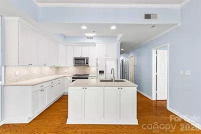 405 W 7th Street, Charlotte, NC 28202 - Photo 21