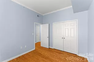 405 W 7th St, Charlotte, NC 28202 - Photo 11