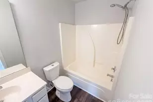 3831 Mohawk Ct, Charlotte, NC 28215 - Photo 15