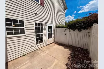 3831 Mohawk Court, Charlotte, NC 28215 - Photo 5