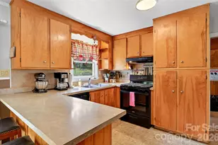 2355 Tatertown Loop, Nebo, NC 28761 - Photo 21