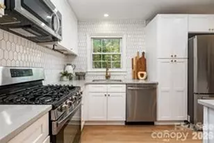 3524 Donovan Pl, Charlotte, NC 28215 - Photo 5