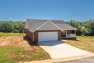 165 Central Pk Cir, Spindale, NC 28160 - Photo 3