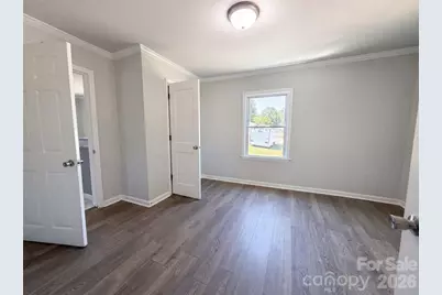 123 E Farmview Street, Gastonia, NC 28054 - Photo 9