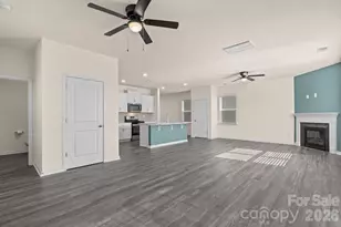 1414 5th Street Dr NE, Hickory, NC 28601 - Photo 5